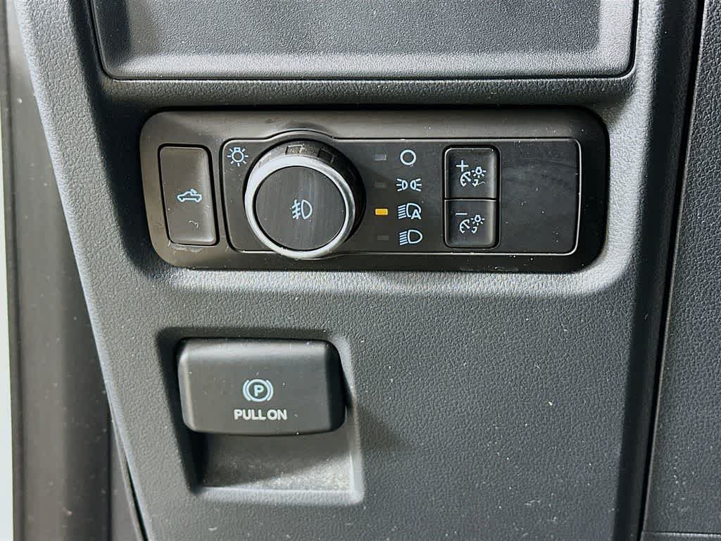 2023 Ford F-150 Base