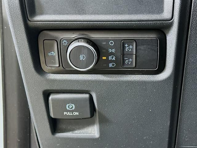 2023 Ford F-150 Base