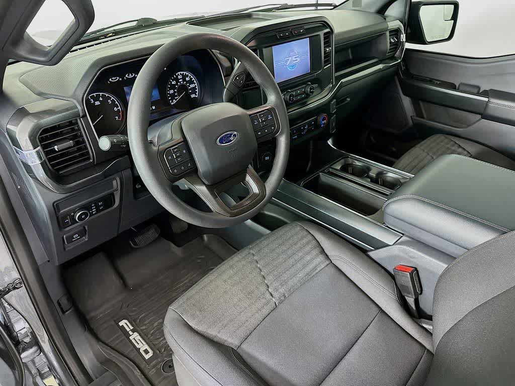 2023 Ford F-150 Base