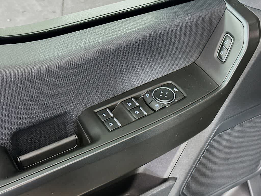 2023 Ford F-150 Base