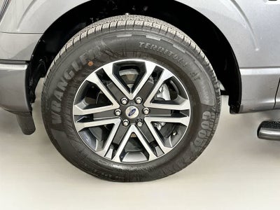 2023 Ford F-150 Base