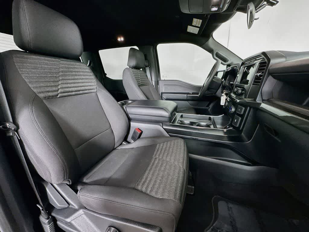 2023 Ford F-150 Base