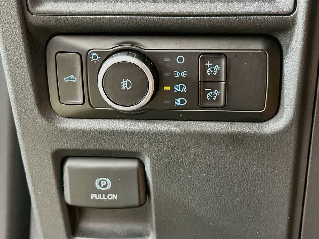 2023 Ford F-150 Base