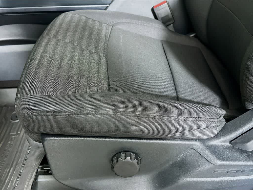 2023 Ford F-150 Base