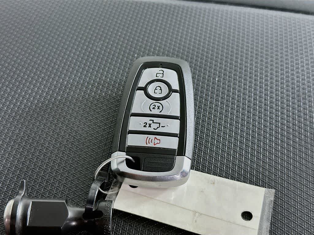 2023 Ford F-150 Base