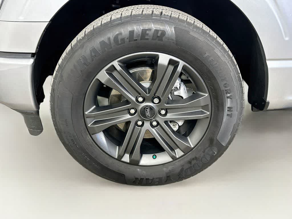 2023 Ford F-150 Base