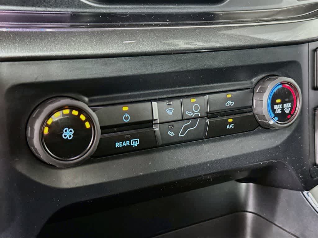2023 Ford F-150 Base