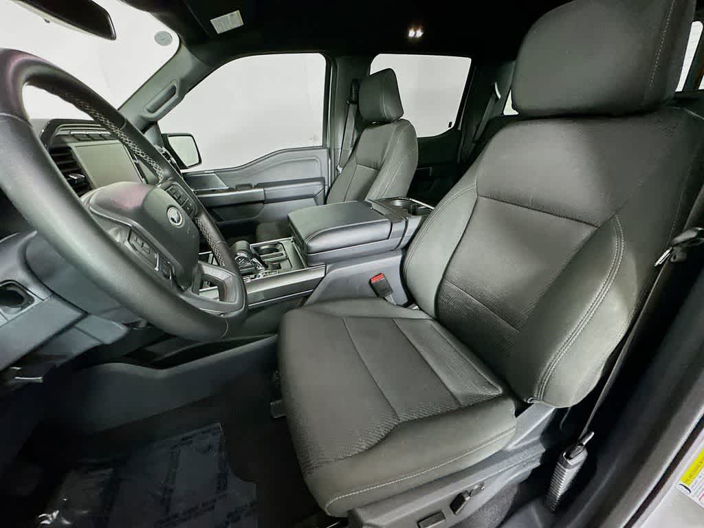 2023 Ford F-150 Base