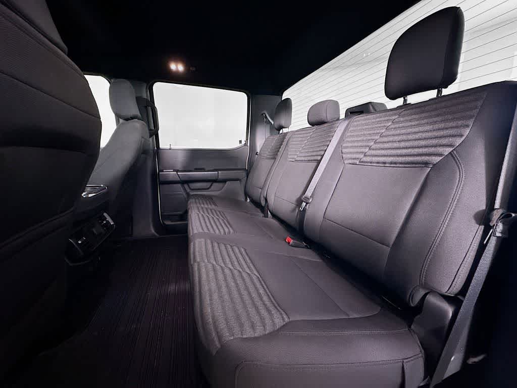 2023 Ford F-150 Base