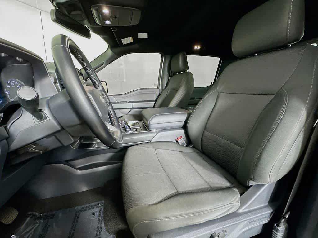 2022 Ford F-150 Base