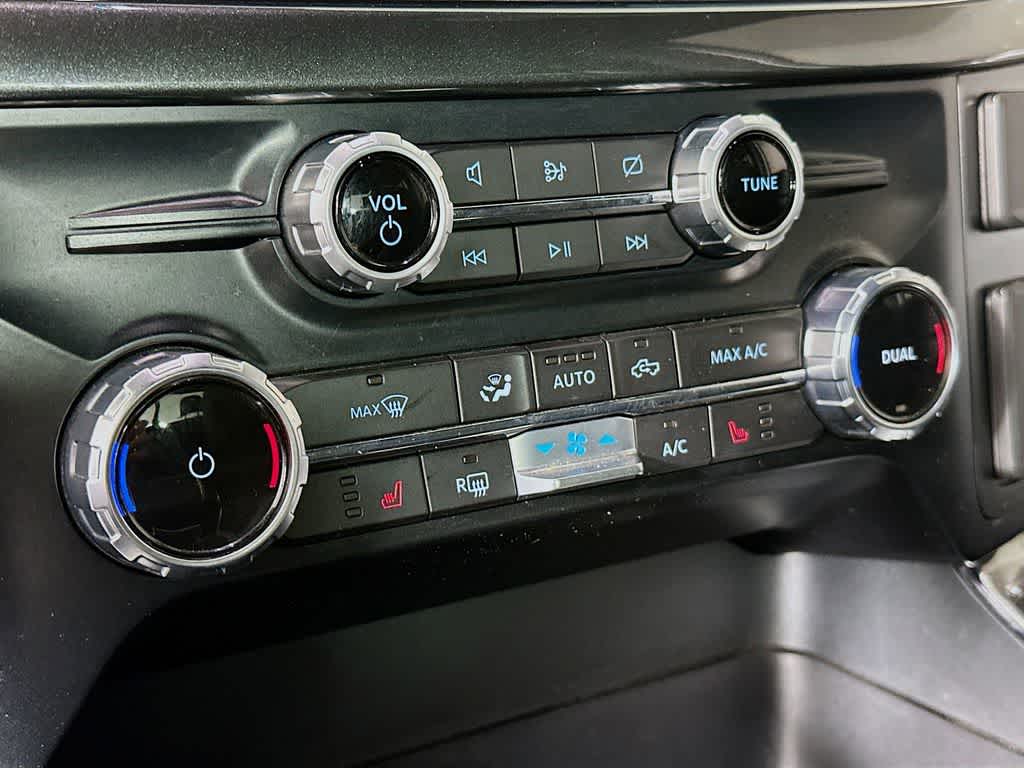 2022 Ford F-150 Base