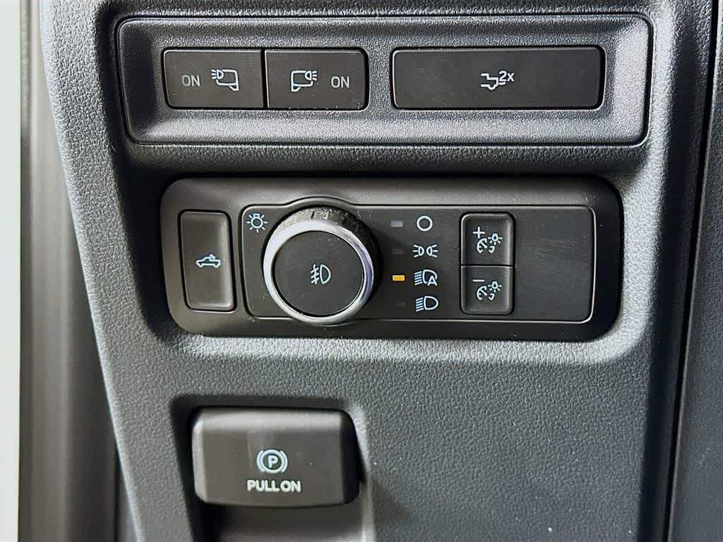 2022 Ford F-150 Base