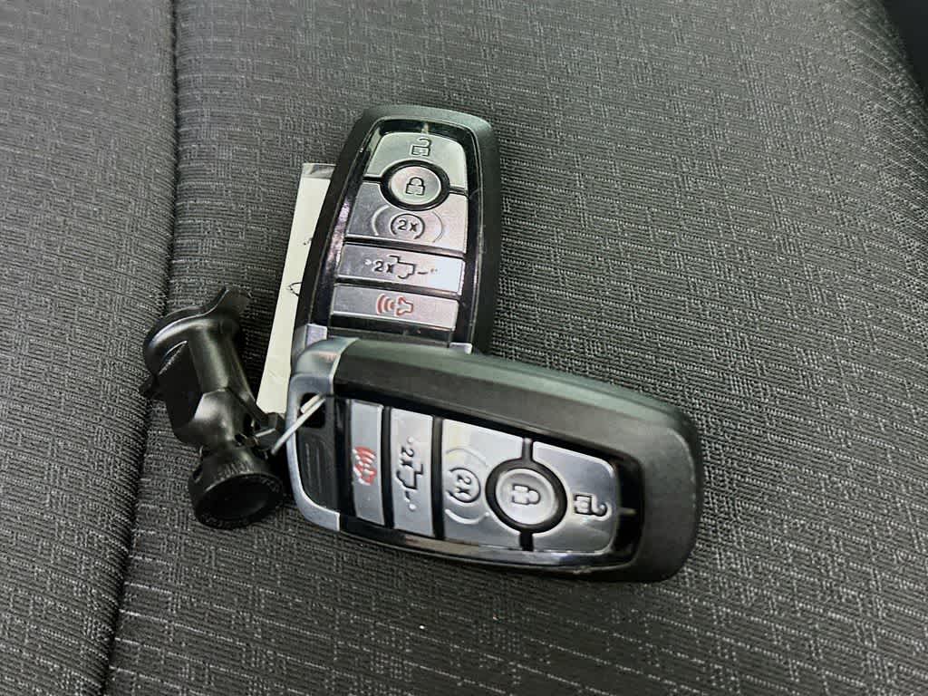 2023 Ford F-150 Base