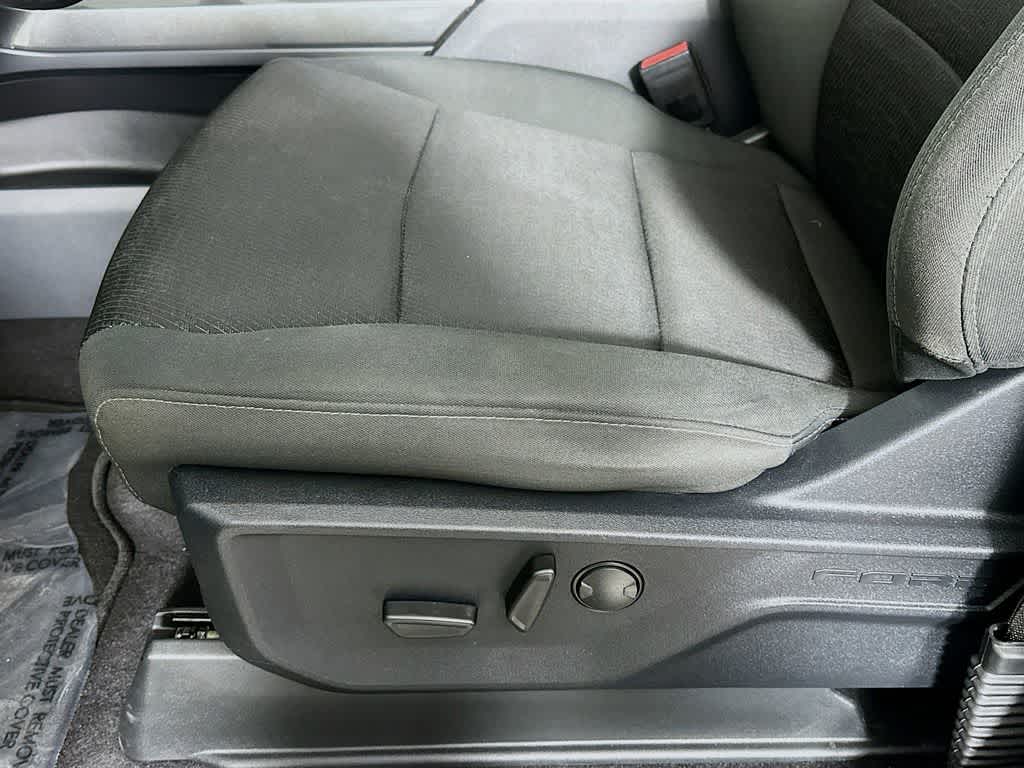 2023 Ford F-150 Base