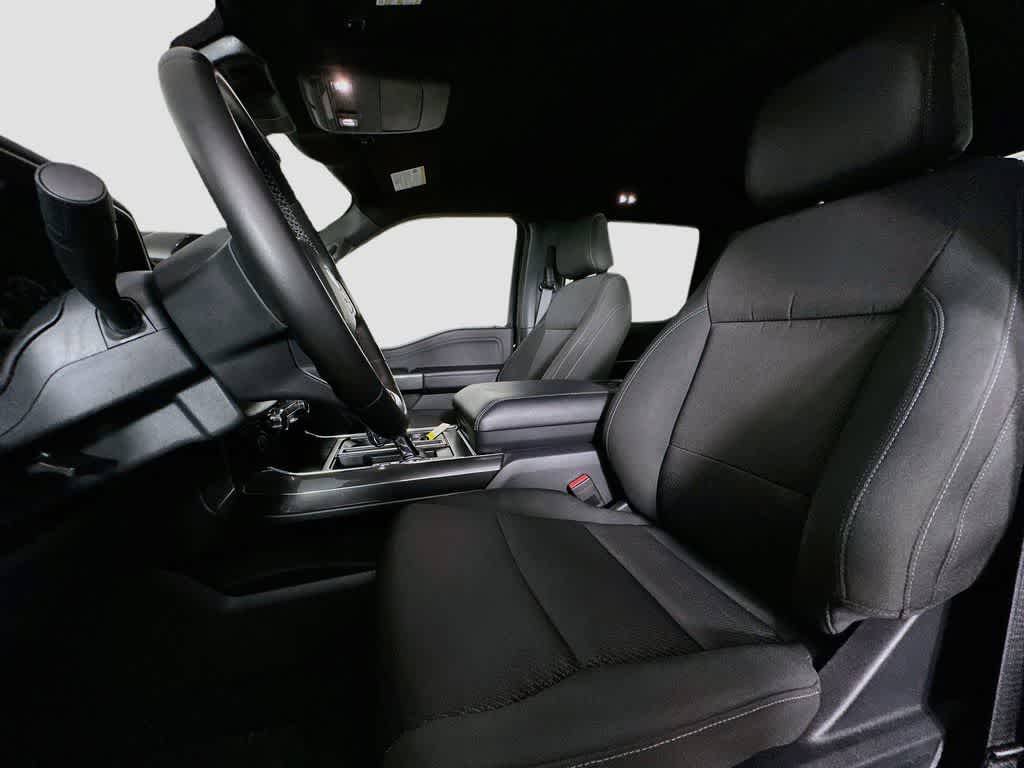 2023 Ford F-150 Base