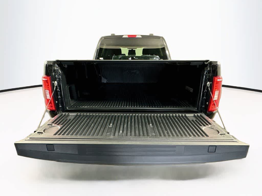 2023 Ford F-150 Base