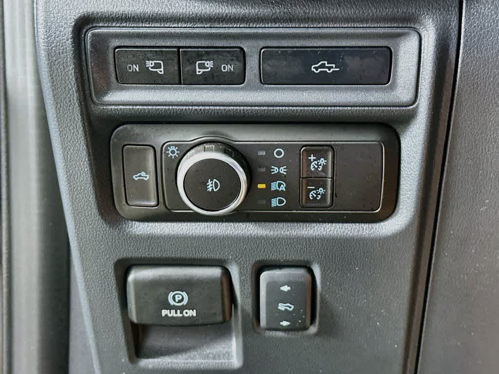2023 Ford F-150 Base