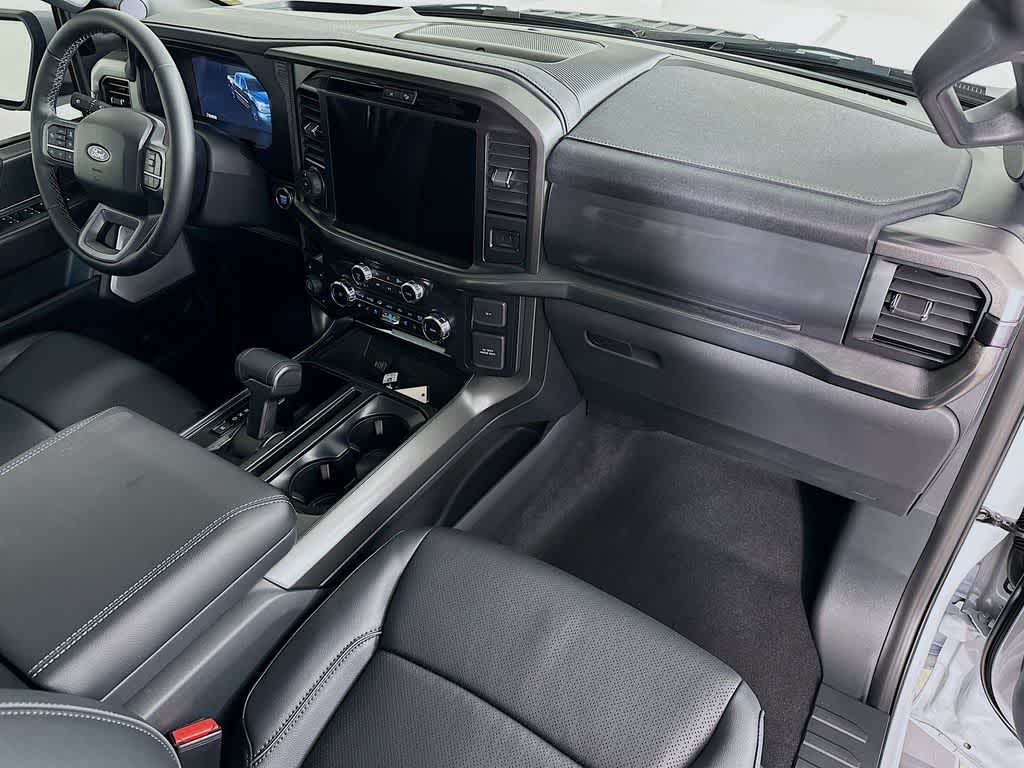 2025 Ford F-150 Lariat®