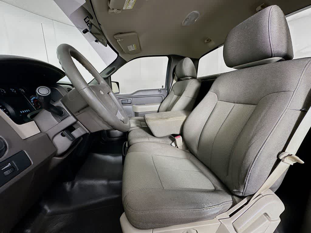 2010 Ford F-150 Base