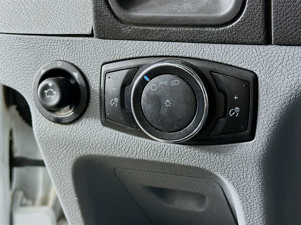 2015 Ford Transit Base