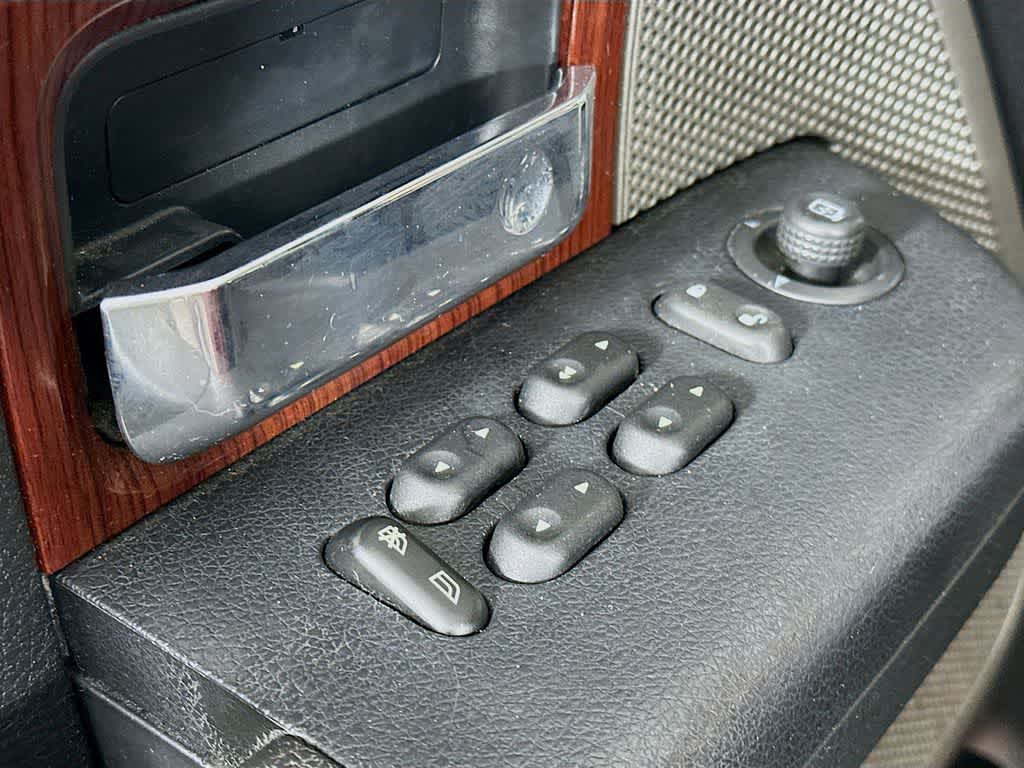 2006 Ford F-150 Base