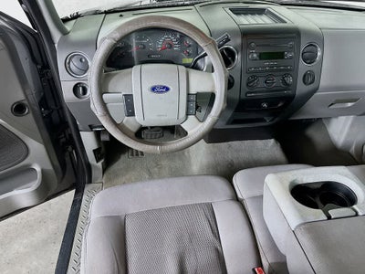 2006 Ford F-150 Base