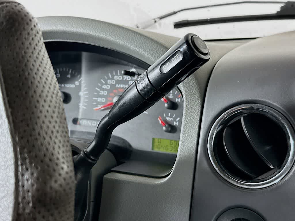 2006 Ford F-150 Base