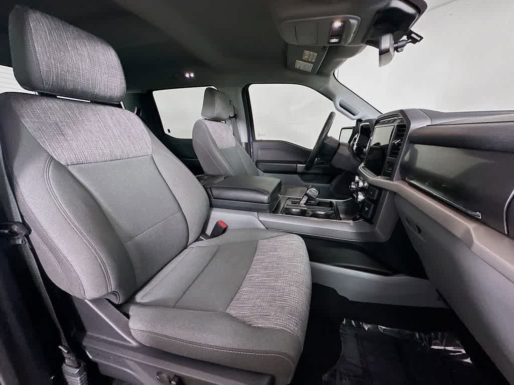 2023 Ford F-150 Lightning XLT