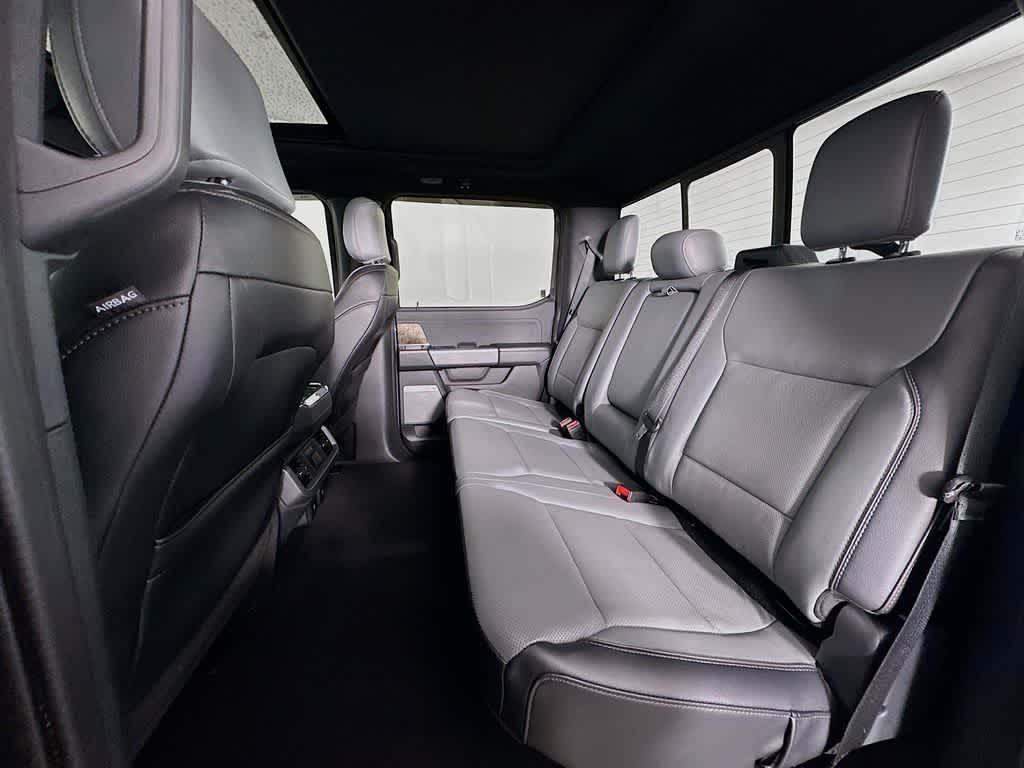 2023 Ford F-150 Lightning LARIAT