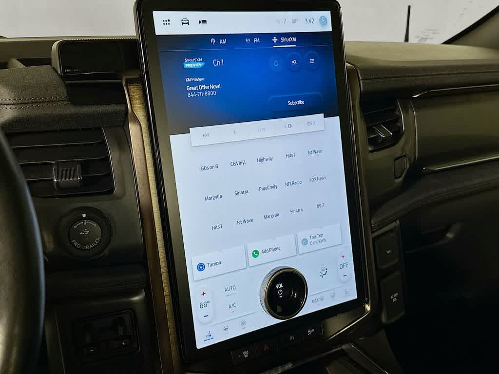 2023 Ford F-150 Lightning LARIAT