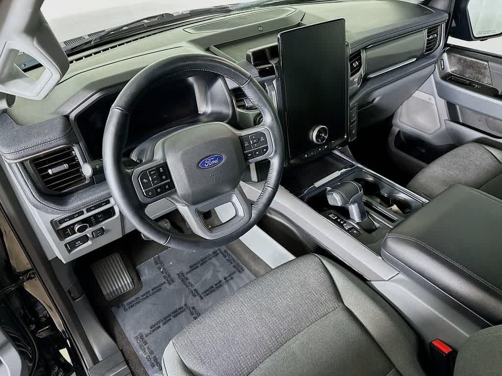 2024 Ford F-150 Lightning Flash