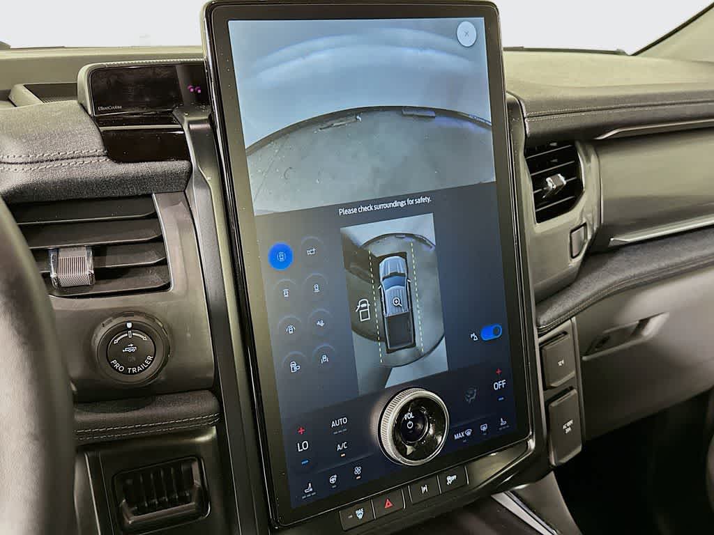 2024 Ford F-150 Lightning Flash