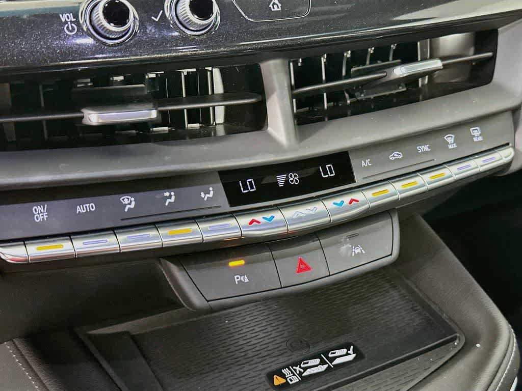 2023 Cadillac CT4 Luxury
