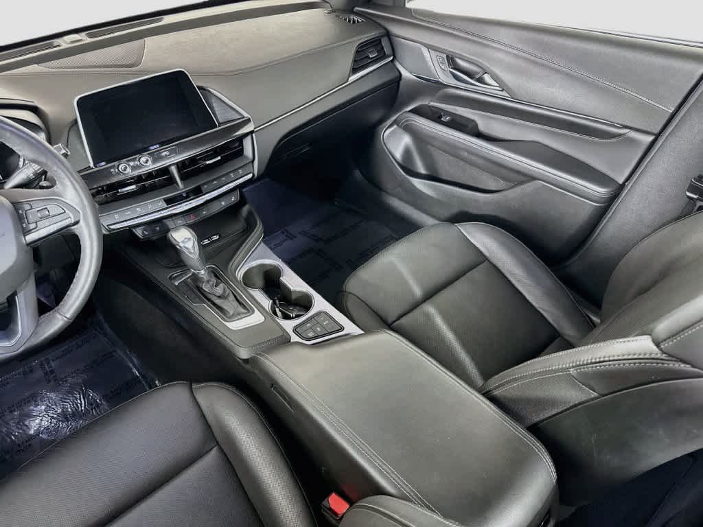 2022 Cadillac CT4 Premium Luxury