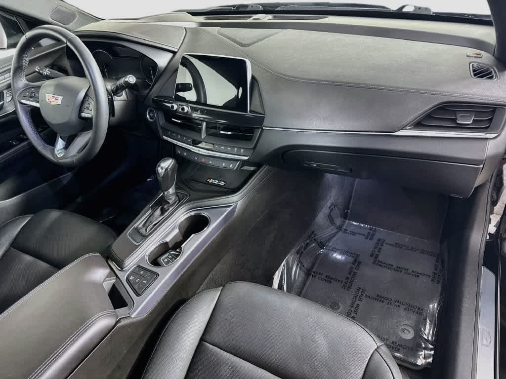 2022 Cadillac CT4 Premium Luxury