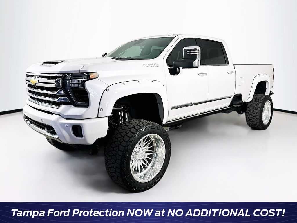 2024 Chevrolet Silverado HD High Country 4WD Crew Cab Long Box SRW's photo