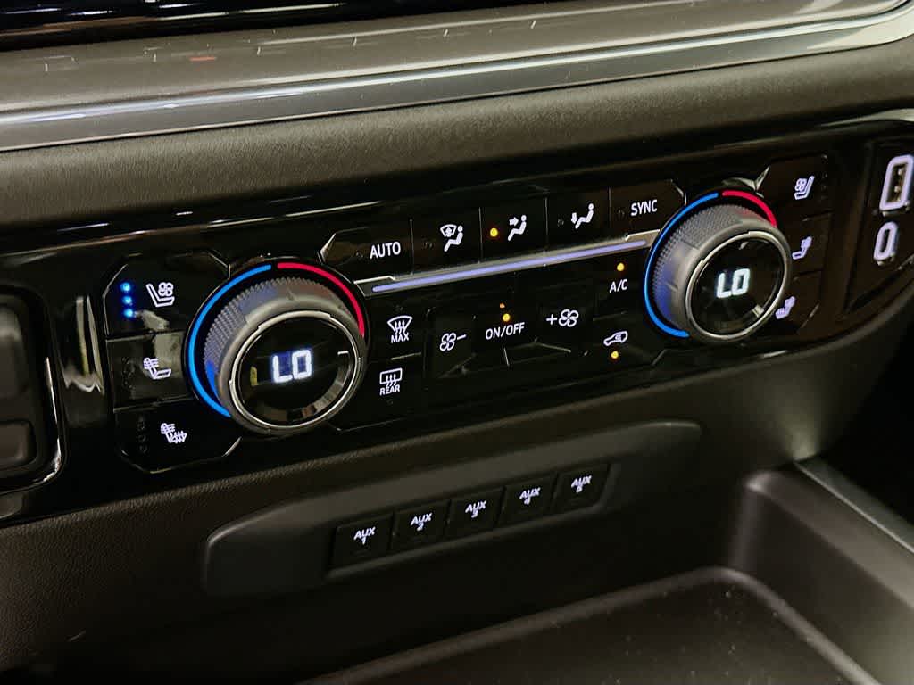 2024 Chevrolet Silverado 3500HD High Country