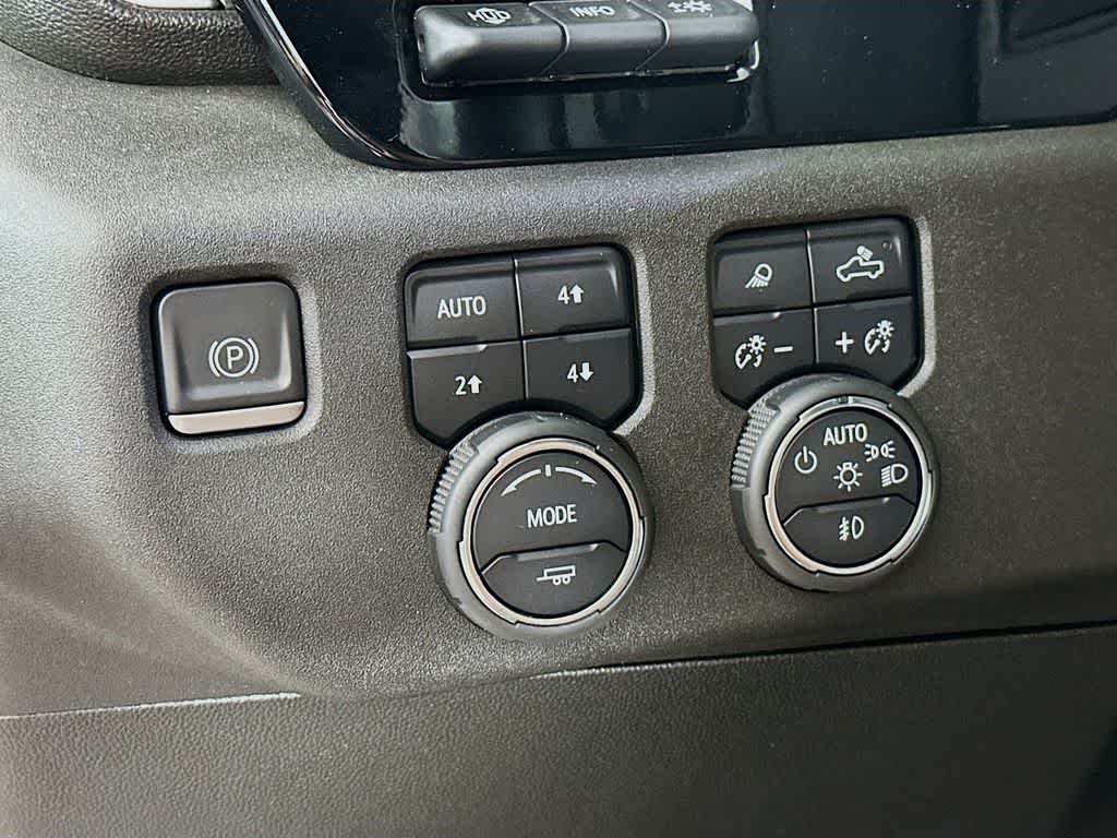 2024 Chevrolet Silverado 3500HD High Country