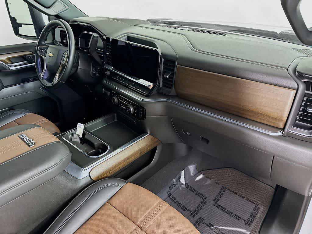 2024 Chevrolet Silverado 3500HD High Country