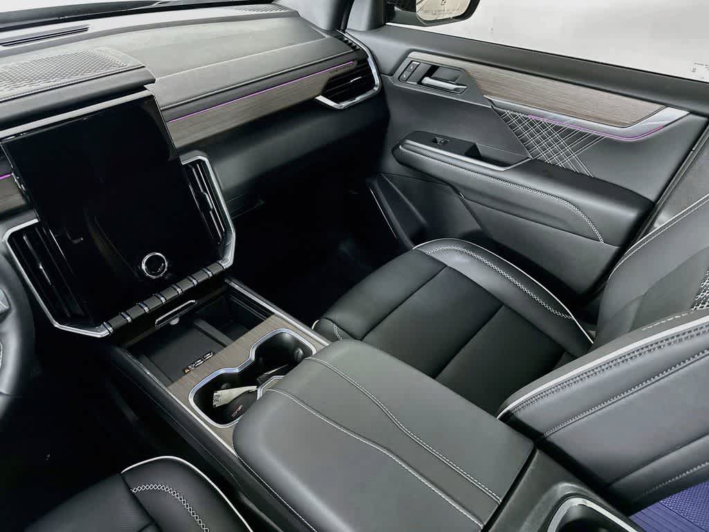 2026 GMC Acadia FWD Denali