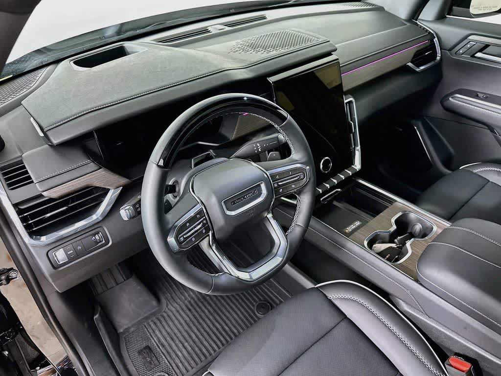 2026 GMC Acadia FWD Denali