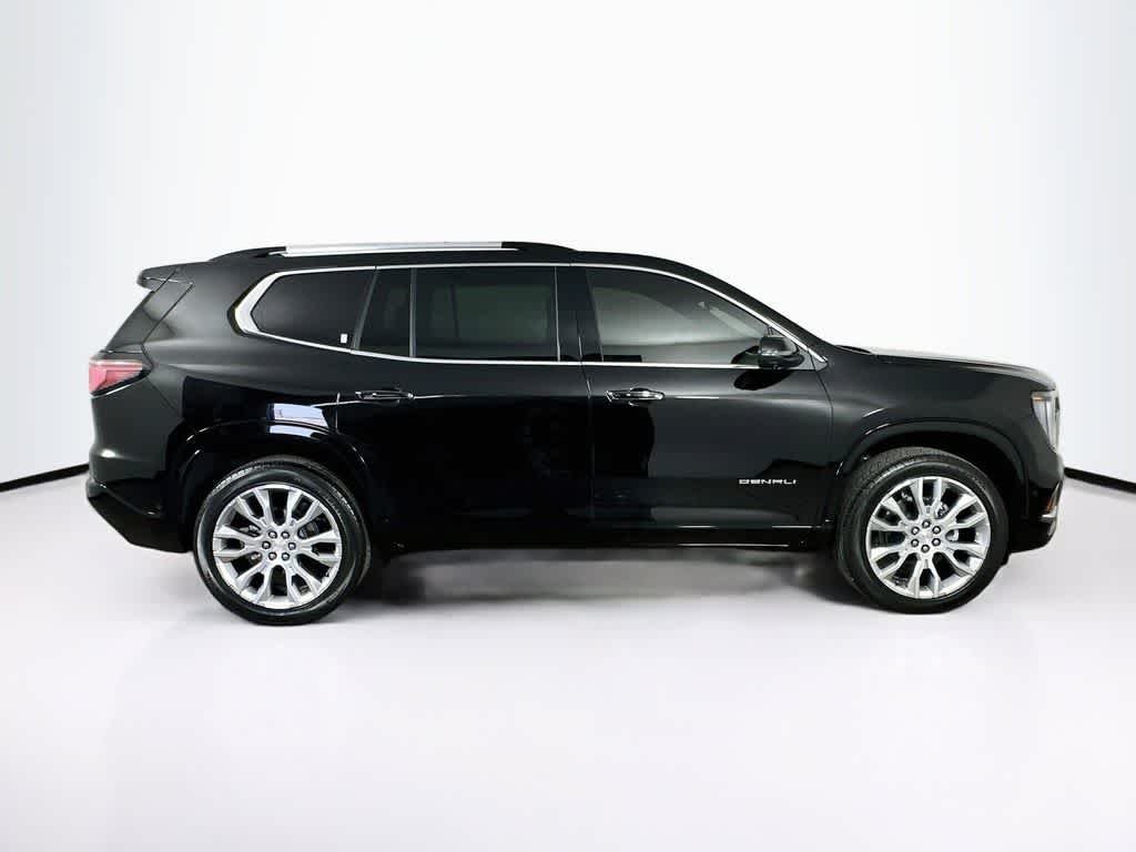 2026 GMC Acadia FWD Denali