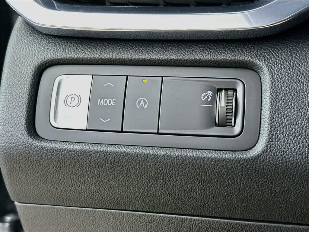 2026 GMC Acadia FWD Denali