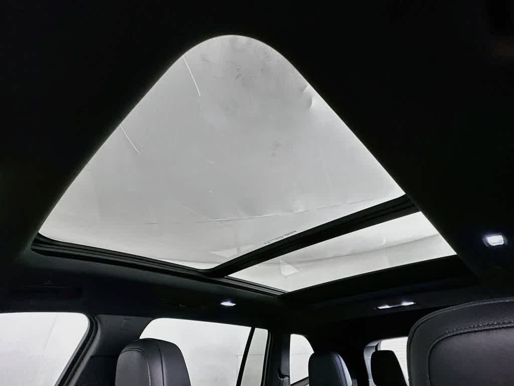 2026 GMC Acadia FWD Denali