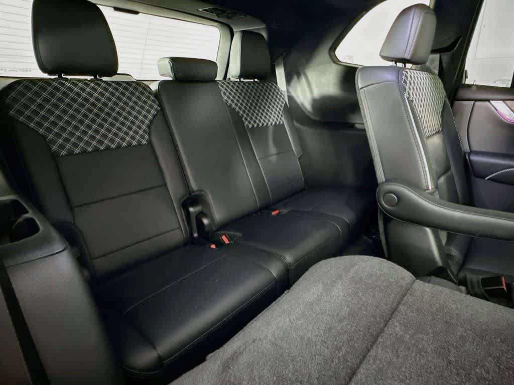 2026 GMC Acadia FWD Denali