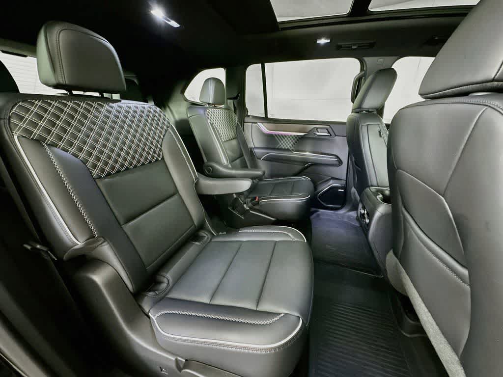 2026 GMC Acadia FWD Denali