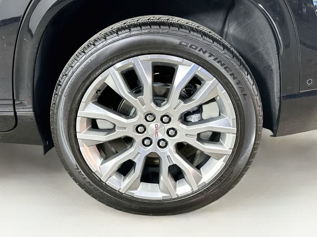 2026 GMC Acadia FWD Denali