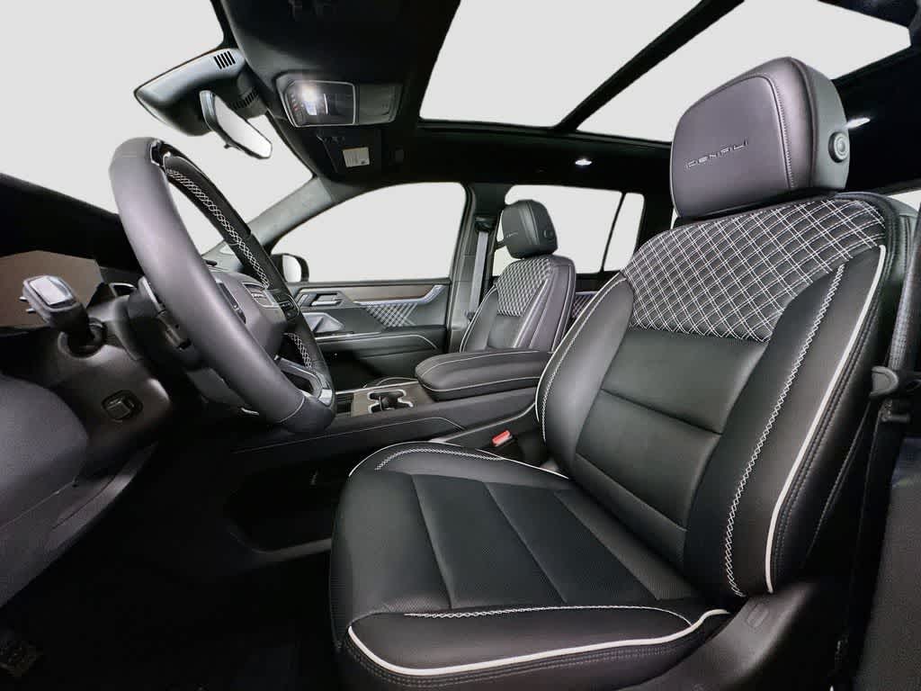 2025 GMC Acadia FWD Denali