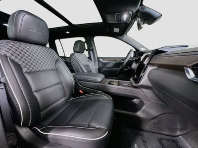 2025 GMC Acadia FWD Denali