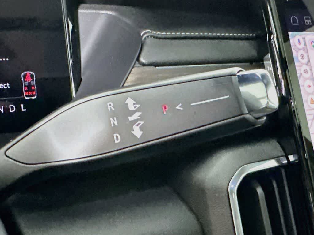 2025 GMC Acadia FWD Denali